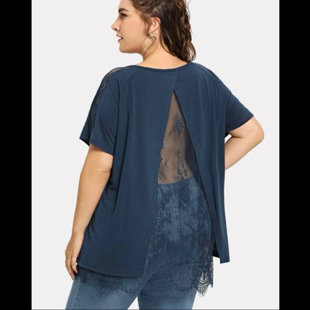 NWOT Lace Detail, Open Back Top Size 2XL SHEIN